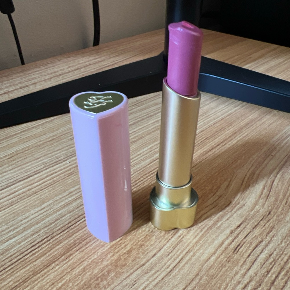 Too Faced Heart Core Lipstick in Too Femme